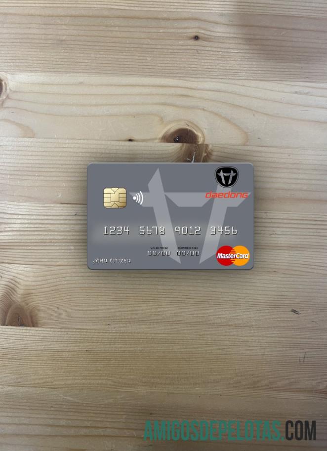 Coreia do Norte Daedong Credit Bank Mastercard Photolook Front amostra